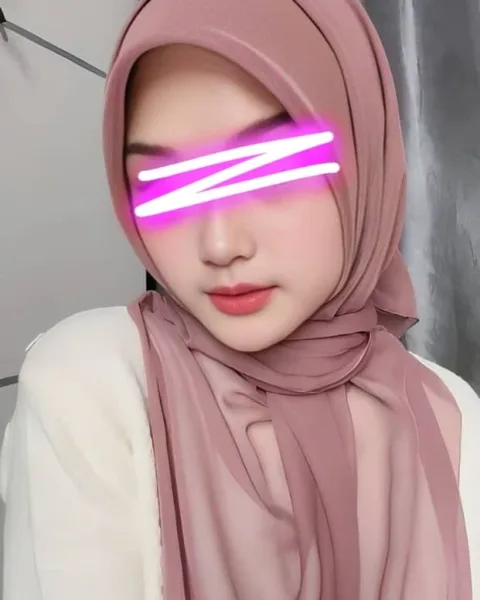Photo from listing “Citra”, age 21