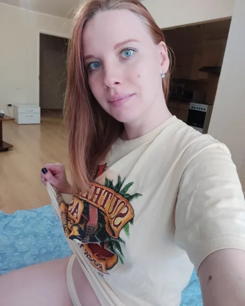 Photo from listing “Deborah17”, age 28