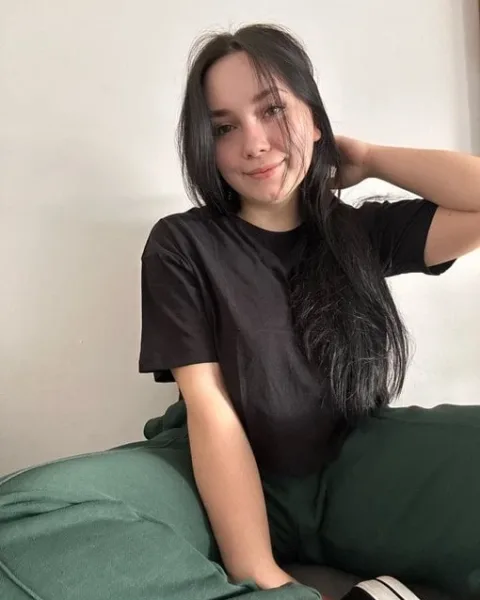 Photo from listing “Lydia”, age 24