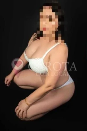 Ellys Bastos — 3 / 5