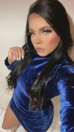 Bruna Gonçalves — 4 / 5