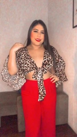 Mirella Fernandes — 4 / 5