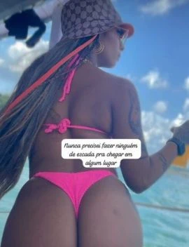 Pandora Silva — 3 / 4