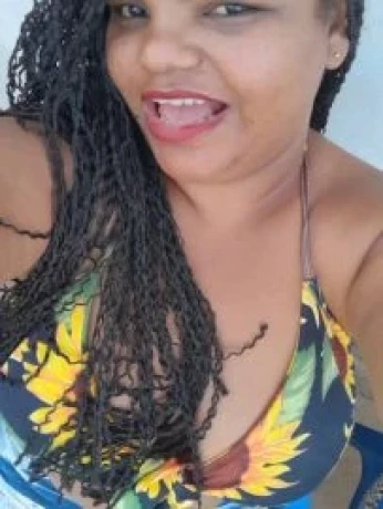 Vanessinha Pires — 3 / 5