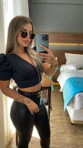 Bia Morales — 7 / 8
