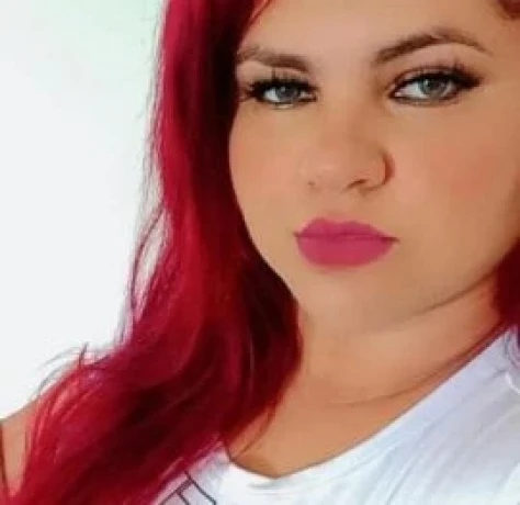 Ana Almeida — 3 / 4