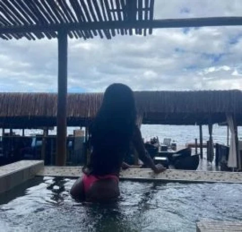 Olivia Freitas — 2 / 4