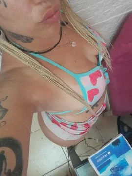 Reyna vanessa — 7 / 9