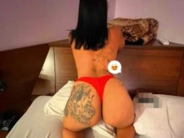 Nicolly Ferraz — 3 / 5