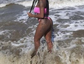 Kelly Foster — 4 / 5