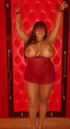 Pamela Ferrary, Escort, São Paulo