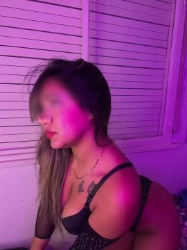 Zoe — 2 / 9