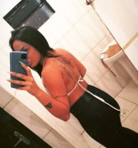 Rafaela Campos — 2 / 5