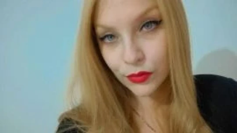 Lia Salazar — 4 / 5