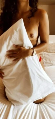 Ágatha Mendes — 2 / 5