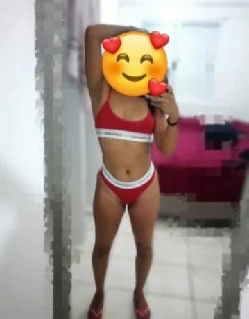 Lua Medina — 4 / 5