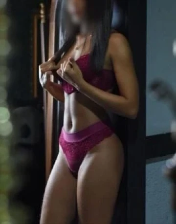 Larissa Fernandes — 4 / 5