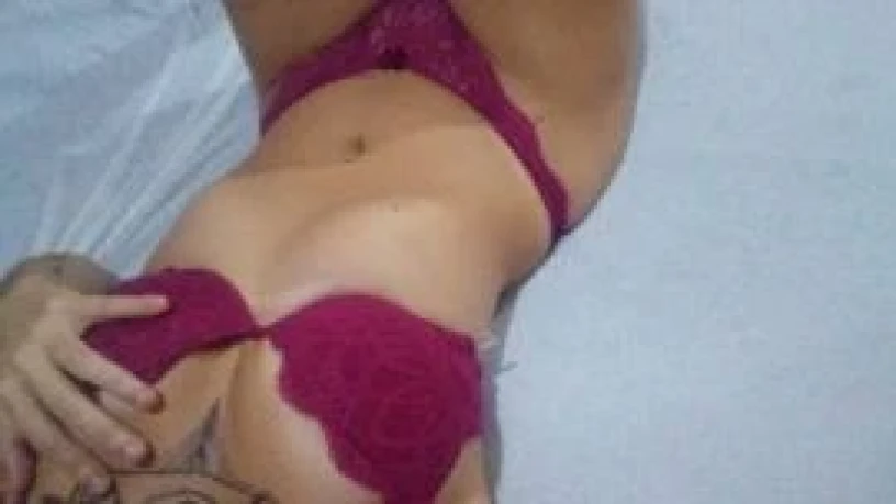 Carol Moreira — 1 / 9