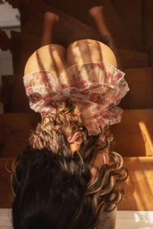 Sarah Lopez — 5 / 9