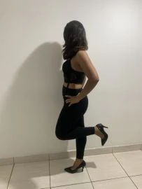 Bruna Carol — 4 / 5