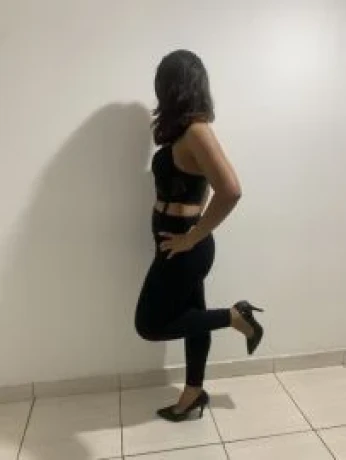 Bruna Carol — 4 / 5