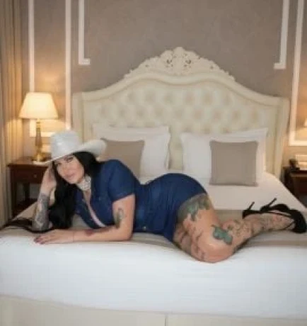 Dra. Perla Lopez — 1 / 9