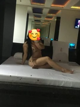 Eloisa Mota, Escort, Barbacena