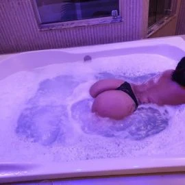 Isabela Pacheco — 4 / 9