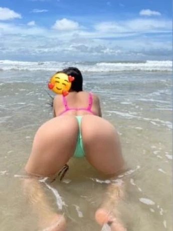 Alice Sampaio — 6 / 9