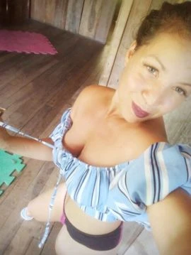 Naiara Maive — 2 / 9
