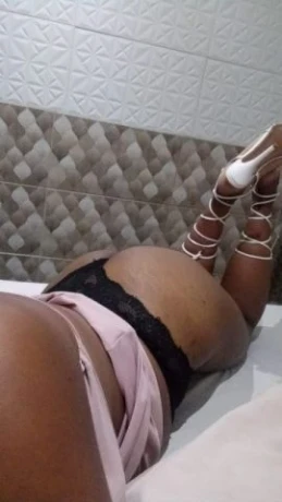 Ana Karolina — 1 / 5