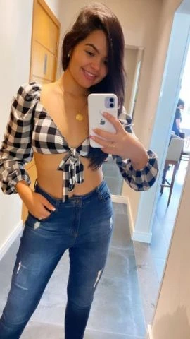 Heloísa Andrade — 8 / 9