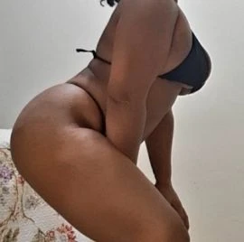 Dandara Mendes — 4 / 5
