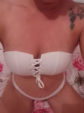 Luiza Tavares — 3 / 4