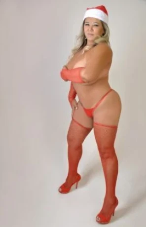 Lú Castro — 7 / 9