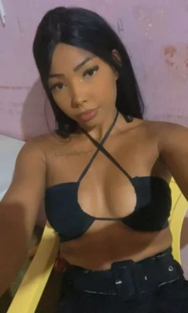 Ana Beatriz — 2 / 4