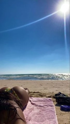 Ágatha Moraes — 3 / 6