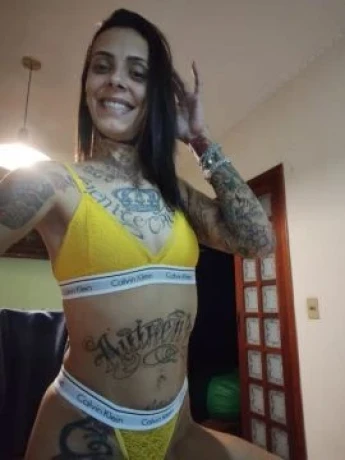 Agatha Cristina — 4 / 5