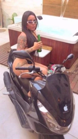 Luna Capelli — 4 / 6