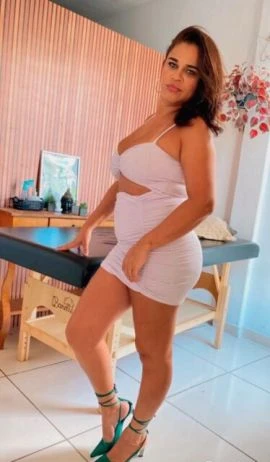 Jade Villar — 3 / 5