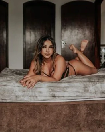 Danielle Porto — 5 / 6