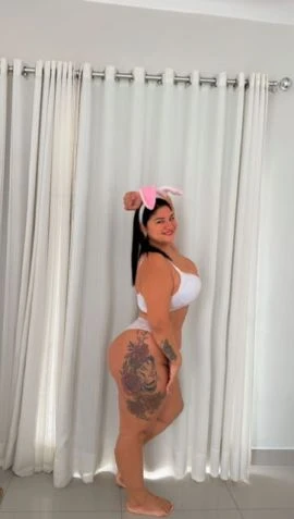 Michelle Dias — 4 / 5