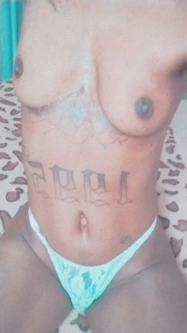 Elisa Pacheco — 2 / 5
