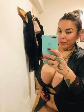 Jazmin — 3 / 9