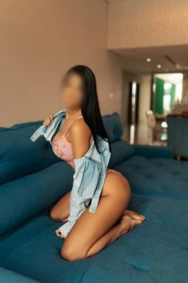 Carol Melo — 7 / 8