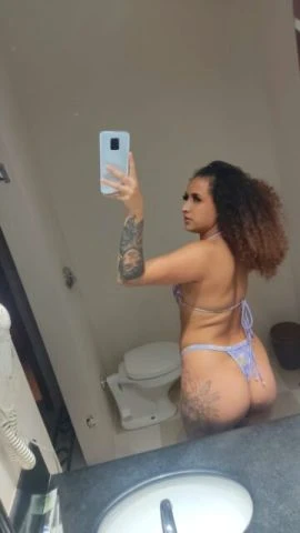 Gaby Cardoso — 6 / 9