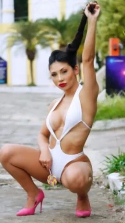 Mel Midore — 3 / 5