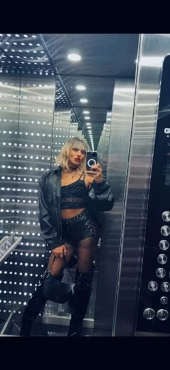 Luz Corra — 7 / 9