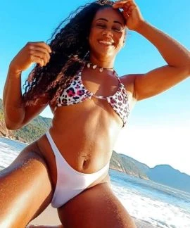 Thais Dutra — 5 / 6