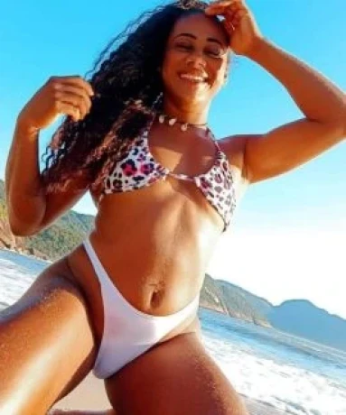 Thais Dutra — 5 / 6